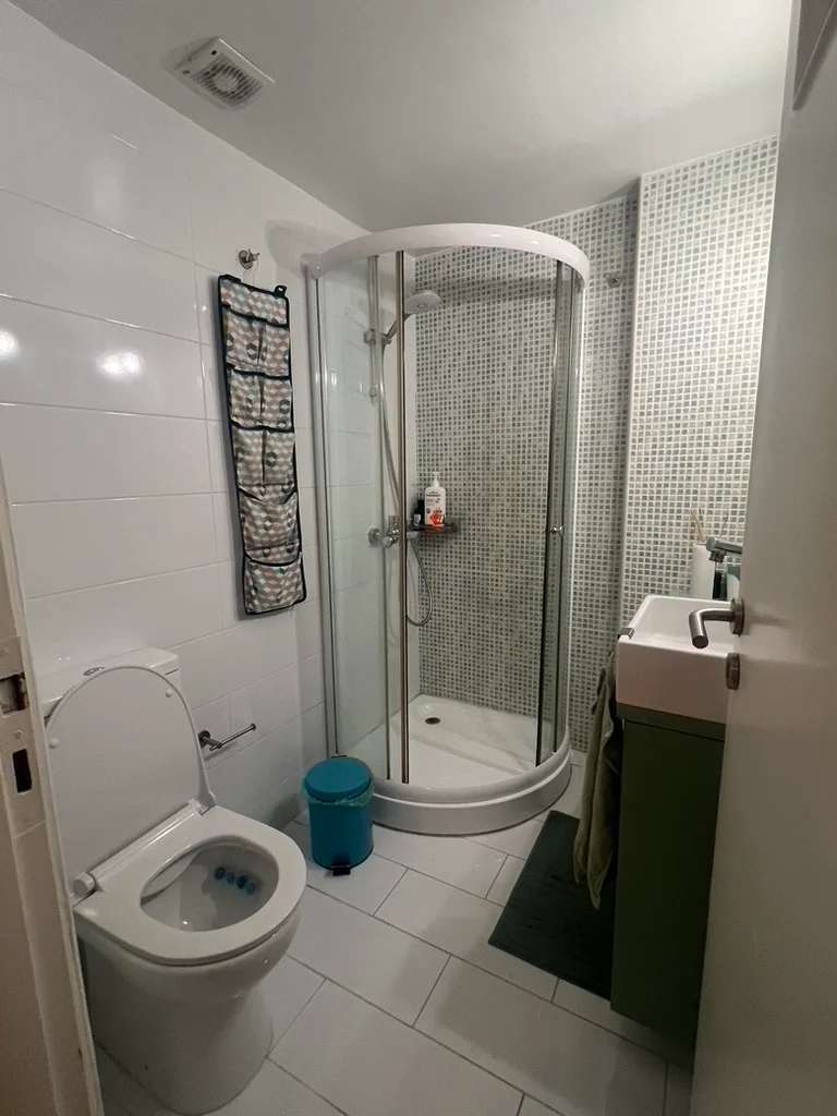 Room photo 2