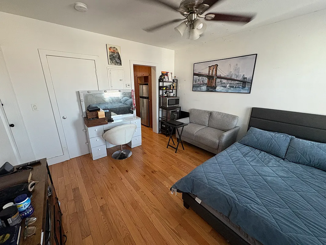 Room photo 2